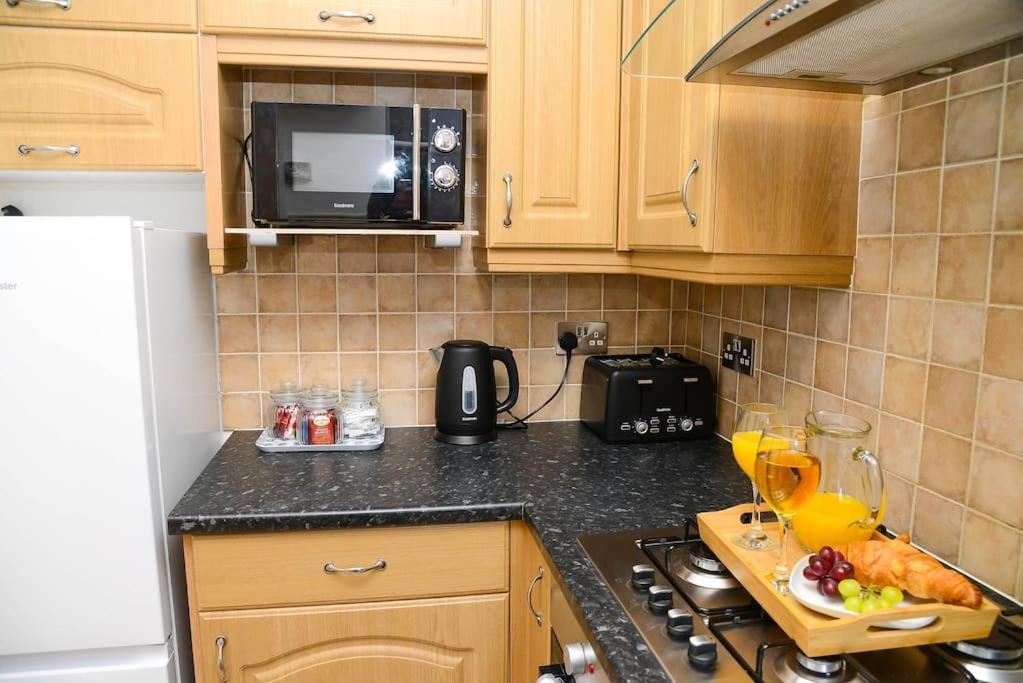 Appartamento Delightful 2 Bed Town Centre House, Sleeps 4 Barnsley Esterno foto